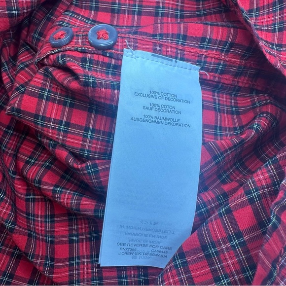 J. Crew Women's Boy Shirt. Embroidered Plaid. Size: 0.
Button Down Blouse. Red. - Picture 6 of 6